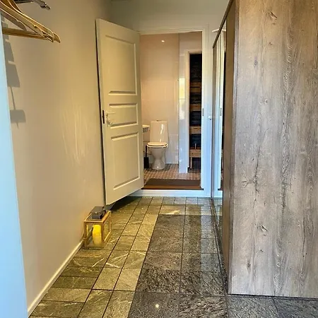 Huoneisto Maisa's Saunallinen Vierema