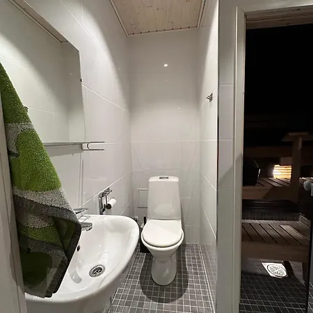 Maisa's Saunallinen Lägenhet *